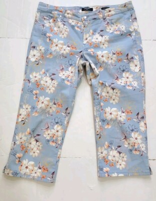 Women Capri Pants Jeans  16 W36 Spring Summer Floral Christie Light Blue MSRP$60