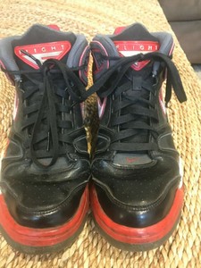 nike air flight falcon red