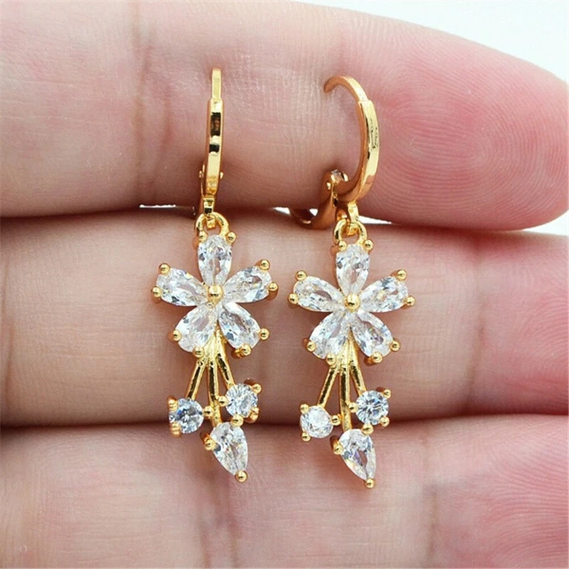 Beautifully Designed Gold Plated Kundan Earrings For Women