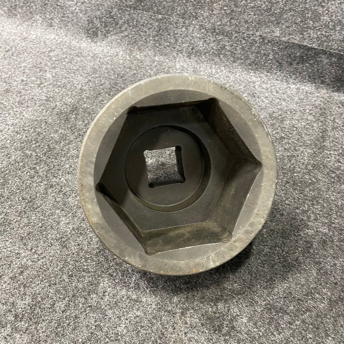 URREA 1-1/2-Inch Drive 6-Point 4-1/2-Inch Impact Socket 15072*