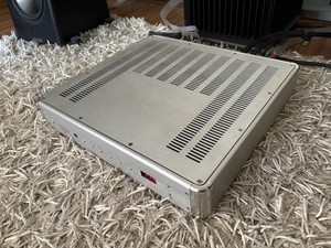 Near Mint 2nd Owner KRELL KAV-300iL with working remote, box, and manual.