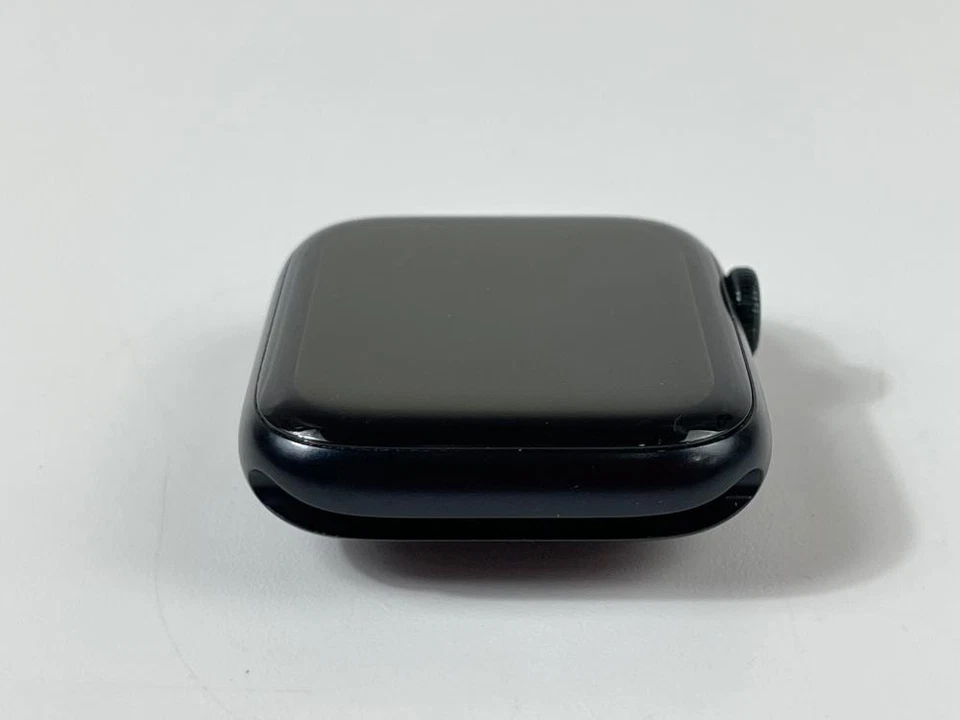 Apple Watch SE (2nd Gen) 44mm 32GB (GPS Only) A2727 Aluminum Midnight - Fair - Image 4 of 4