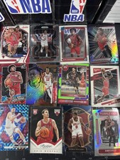 Chicago Bulls Card Lot 12 - NBA - Rookies - Parallels RC - Prizm, Select Etc 034
