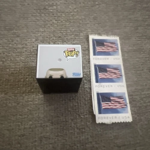 FUNKO WWE BITTY POP  "TRIPLE H SKULL KING" #52 HYPER RARE CHASE!!