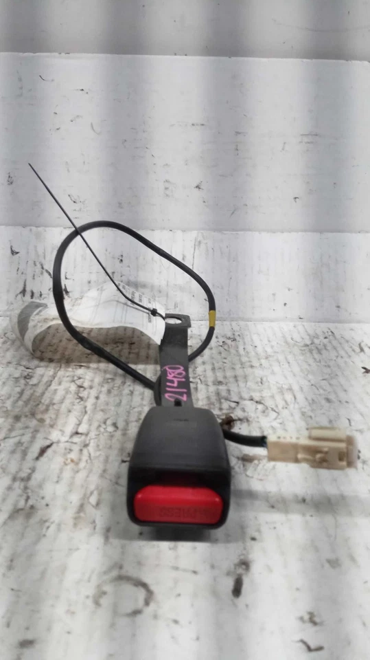 2016 Subaru WRX Seat Belt OEM White 64631FJ010 111K Miles 4DR Foto 3 de 4