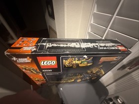 LEGO TECHNIC: Volvo L350f Wheel Loader (42030)