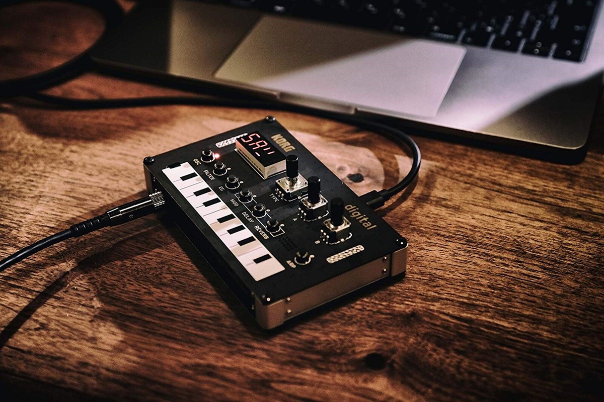 Korg Nu:Tekt NTS-1 Digital DIY Synthesizer Kit w/USB Cable