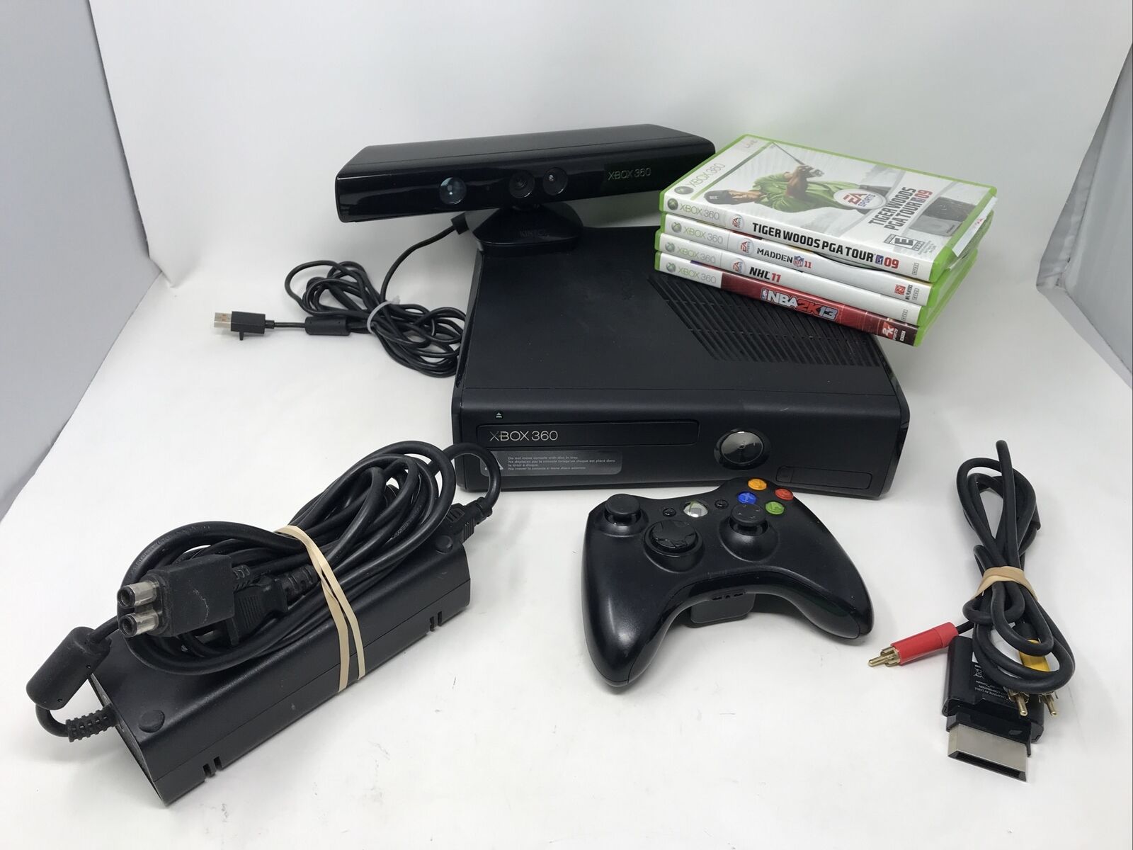 Xbox 360 Travado, 256 Gb com Jogos,, Console de Videogame Microsoft Usado  94441457