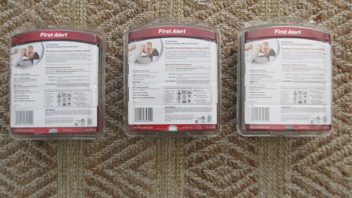 First Alert Smoke/Carbon Monoxide detectors, Model SCO5CN, New, Lot of three - Picture 2 of 3