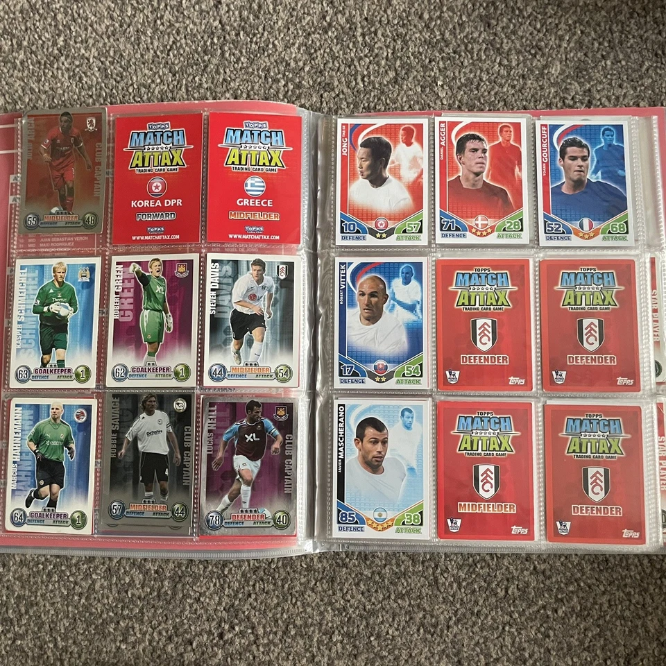 Match Attax Collectors Binder With Over 200 Cards BUNDLE LOT  International 2010 - Image 4 of 4