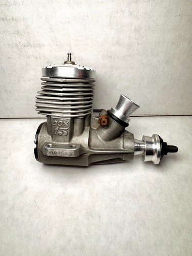 Cox 15 Glow Plug Model Airplane Engine - Picture 2 of 4