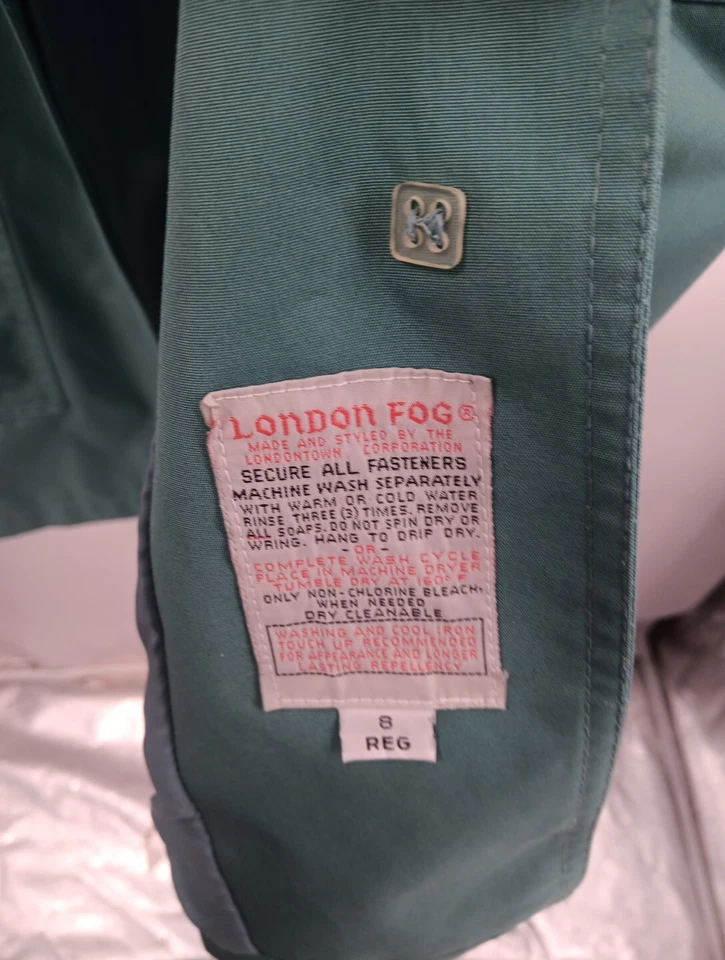 Vintage London Fog Women’s Size 8 Green Trench Coat – Belted, Lining, Rain Coat - Image 4 of 4