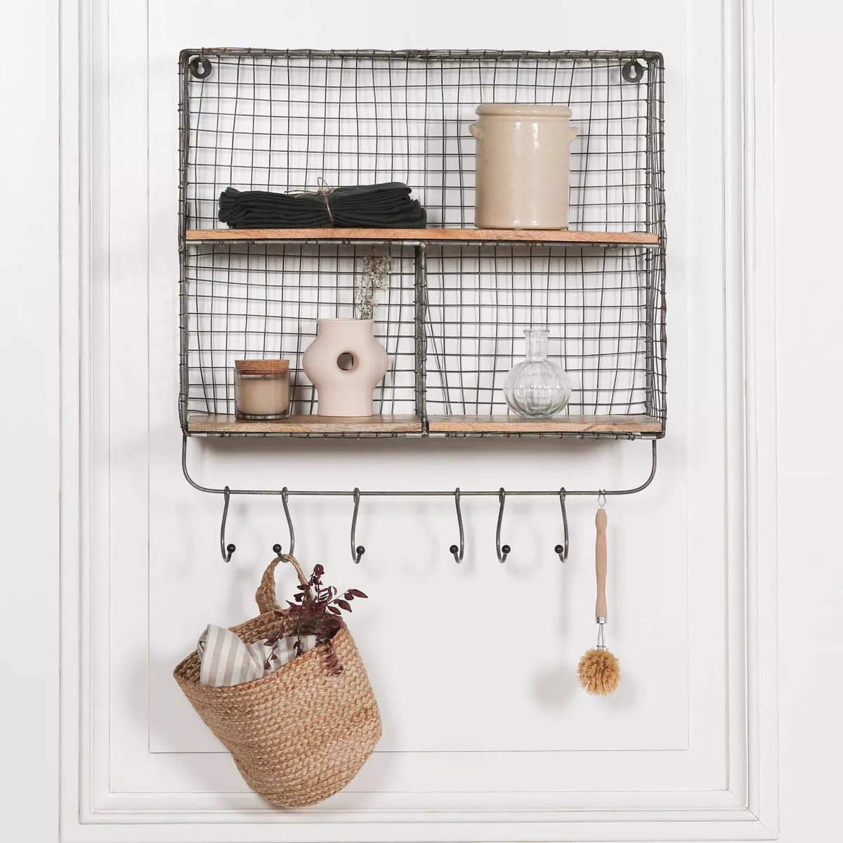 Wall mounted wire shelving outlet