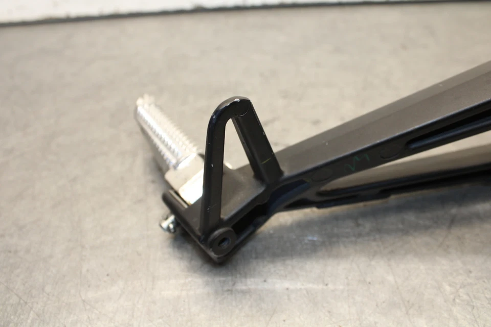 15-17 YAMAHA YZF R3 CLAVIJA PASAJERO TRASERO DERECHO BB651 Foto 4 de 4