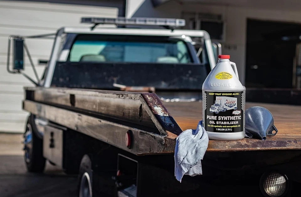 ВЫГОДНАЯ СДЕЛКА!! УПАКОВКА из 3 LUCAS OIL 10131 стабилизатор чистого синтетического масла 1 галлон НОВЫЙ - Изображение 3 из 4