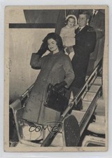 1964 Topps The Story of John F Jacqueline Kennedy Jackie Caroline #58 1bw0