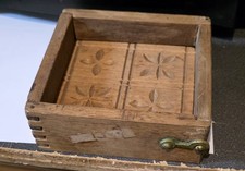 Molde de mantequilla caja de arce primitivo de 1800 Nueva Inglaterra ~ molde