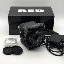 RED KOMODO 6K Digital Cinema Camera w/ RF to PL Adapter Accesories 30.2 Hours