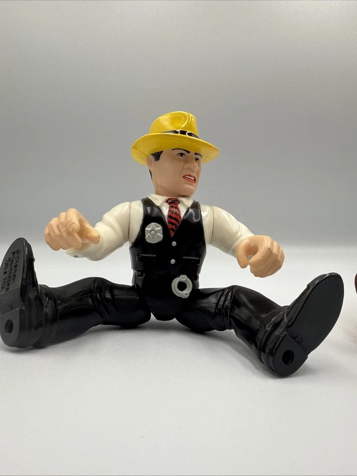 Lote de 3 figuras de acción Disney Playmates Dick Tracy The Tramp & Sam 1990 de colección Foto 2 de 4