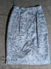 100 Silk 8P Floral Skirt