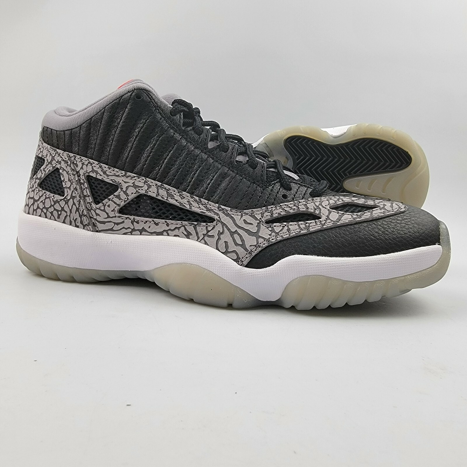 Air Jordan 11 Retro Low IE 'Black Cement' 919712-006 9