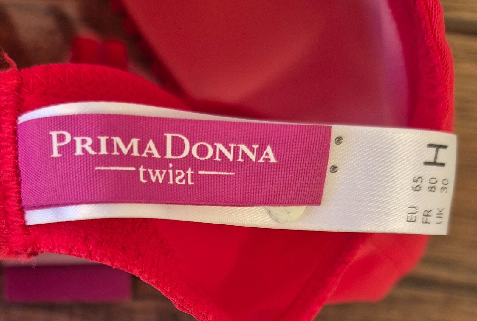 Prima Donna 'I Want You' Bra 30H Red NWT image 3