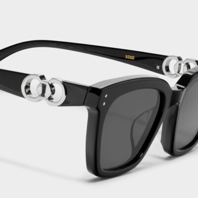 Gentle Monster x Jennie XOXO 01 Black Frame Black Lens - CBP Form