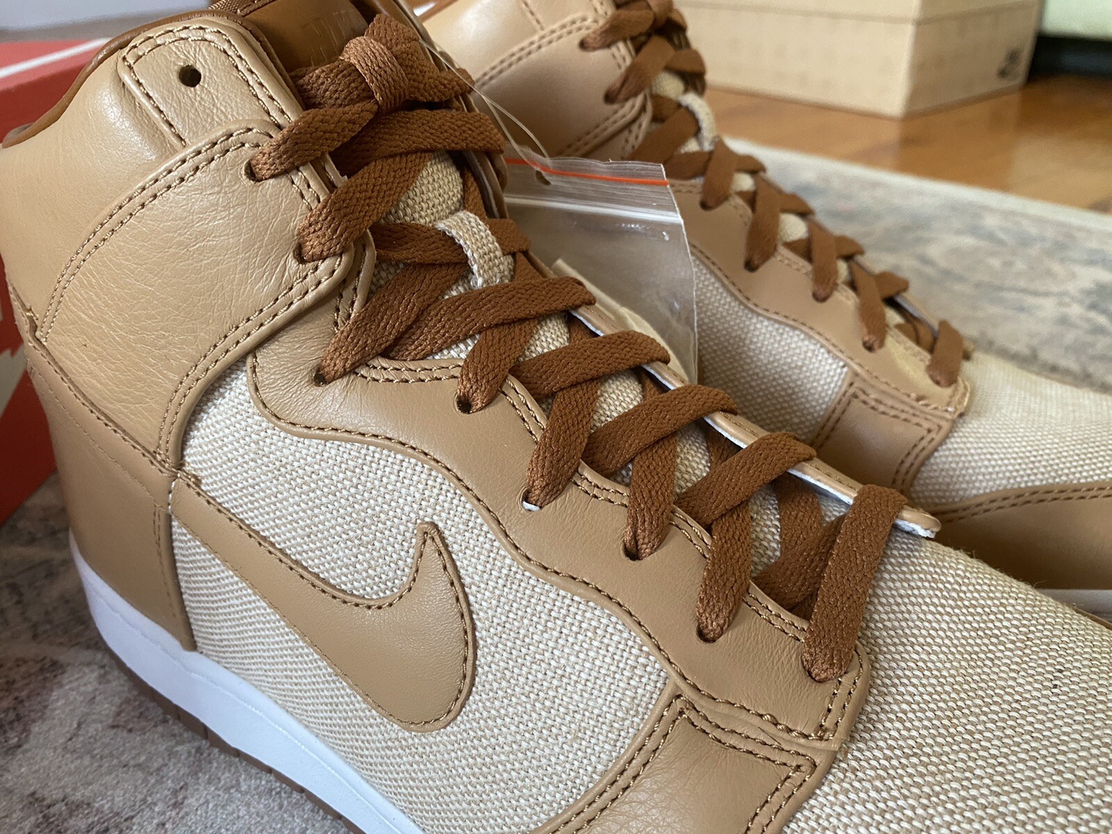 nike dunk high acorn