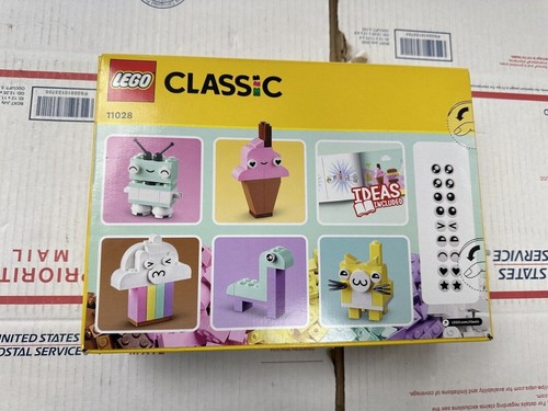 LEGO CLASSIC: Creative Pastel Fun (11028) Building Set - Picture 5 of 5