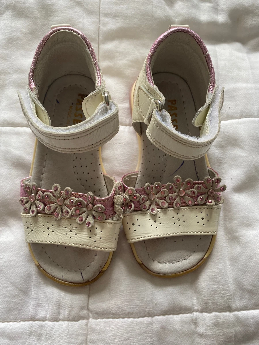 Girls Passettini White And Pink Leather Sandals Shoes Size Infant