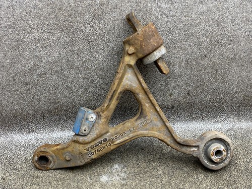 Querlenker vorne links 30760814 267Tkm Volvo V70 II 2.4 D Facelift 08.1878.110