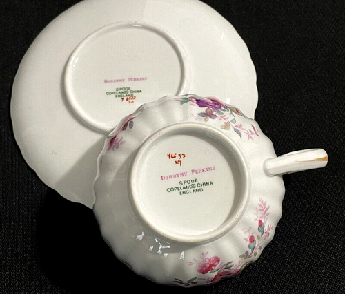 8 Spode Copeland's China DOROTHY PERKINS Cups & Saucers Multi-Color ROSES - Picture 3 of 3
