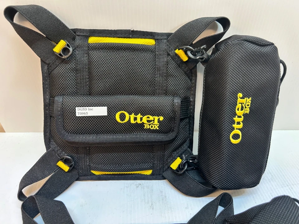 Lot Of 2 OtterBox Utility Series Latch Case 10 inch Tablet - Black/Yellow T0965 - Image 2 of 4