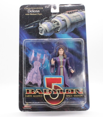 Babylon 5 Earth Alliance Delenn Action Figure W/Minbari Flyer