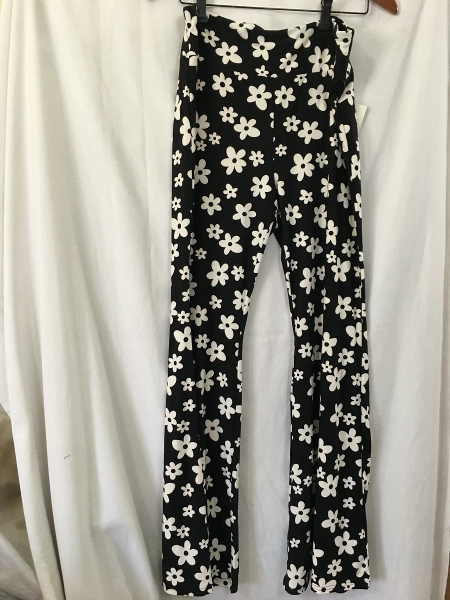 New No Boundaries Floral Knit Flare Pants Juniors Women Black