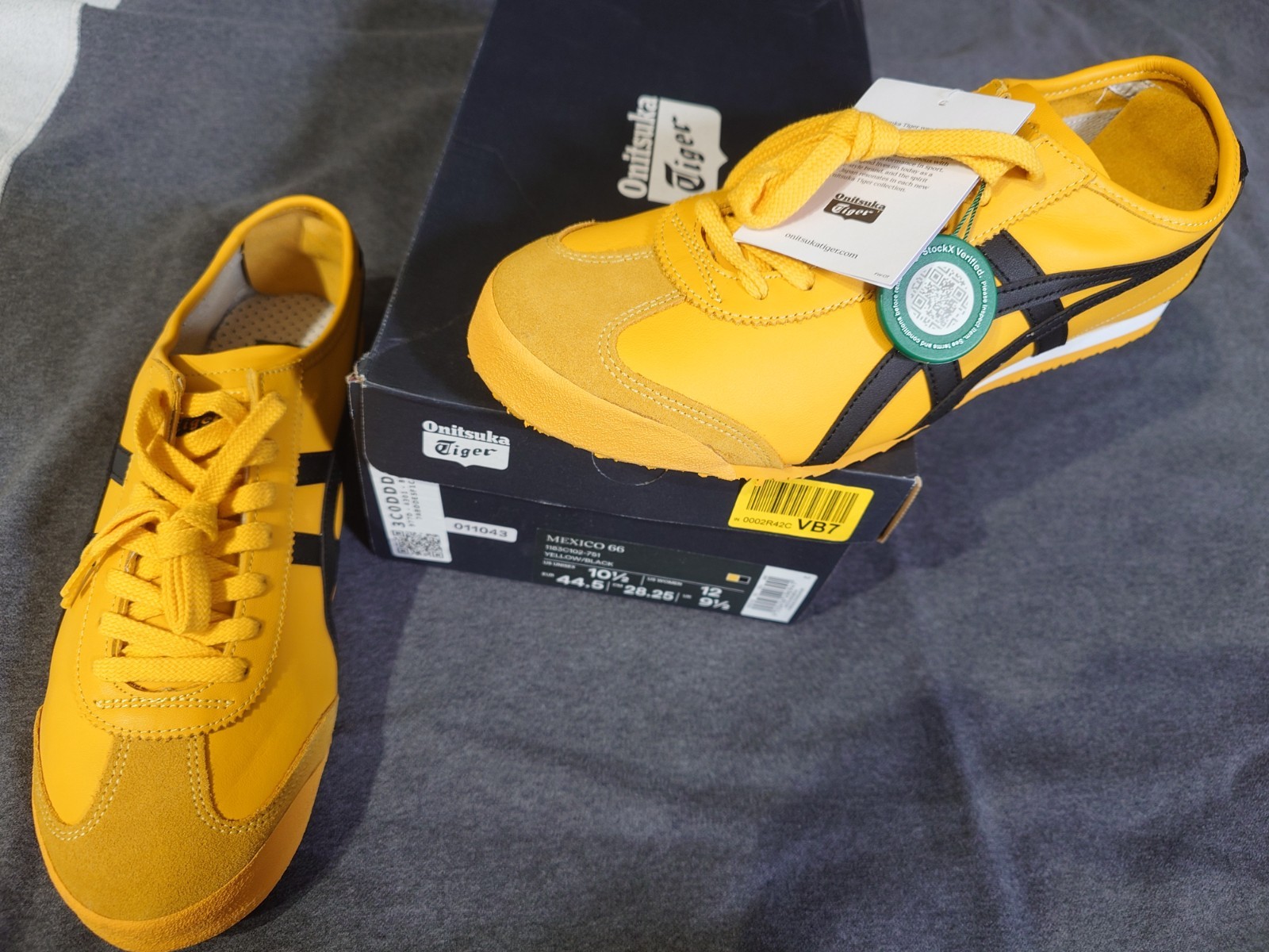 Onitsuka Tiger Mexico 66 "Kill Bill Shoes" &ndash; Instant Costu