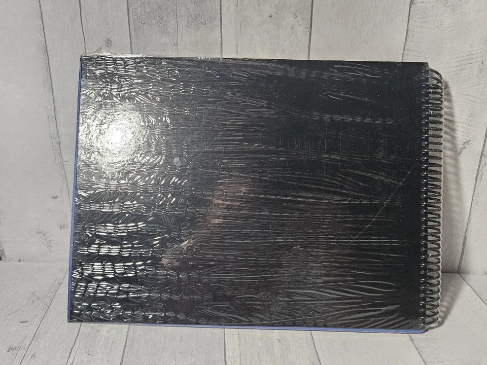 Libro de recuerdos Darice Ultimate Scrapbook 8 pulgadas x 11 pulgadas negro lote de 4 libros Foto 4 de 4