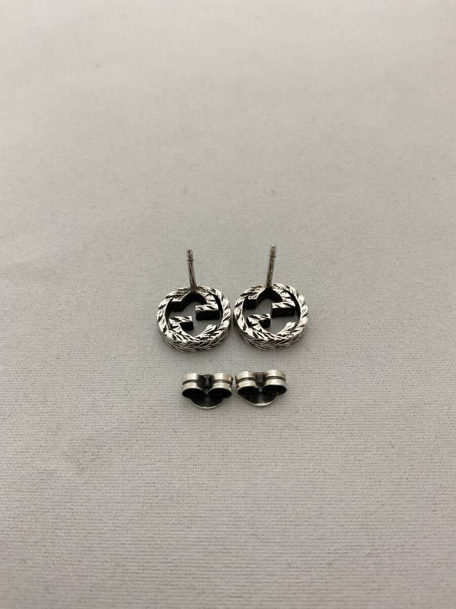 GUCCI Arabesque Interlocking Earrings with GG Log… - image 4