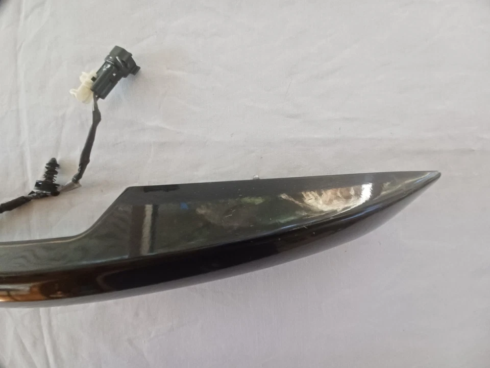 2008-2017 FORD EXPEDITION LIFTGATE HANDLE USED OEM BLACK SCRATCHES - Image 4 of 4