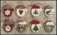 PATTERN!~*Mini Mittens*~Christmas Tree Ornaments wool applique PATTERN!