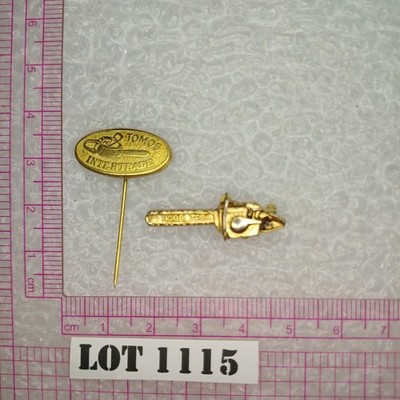 Vintage Chainsaw HOMELITE Work Tool Lumberjack Intertrade Pin 2/1 LOT 1115