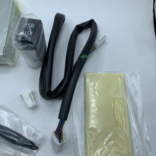 PZ473-00266-00 Set Interface USB Et Ipod Original toyota Verso 2003-2009 OEM - Photo 4 sur 5