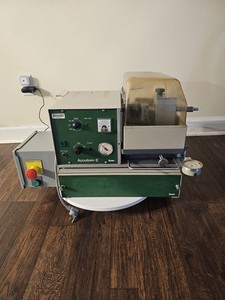 Struers Accutom-2 Universal Precision Cut-Off Machine – Variable Cutting Speed