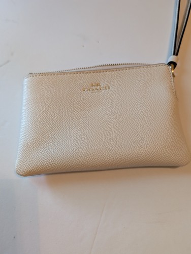 Coach Charlie Chalk Print Wristlet Small White Leather MRSP $78 F58032 - Picture 5 of 9