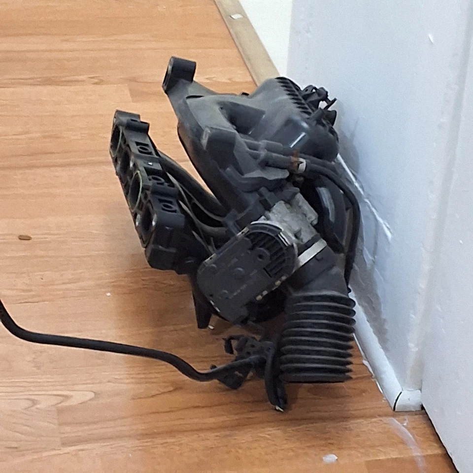 Intake Manifold CJ5Z9424E for Ford Focus 2013-19 - Image 2 of 4