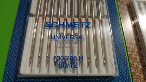 30 macchine da cucire aghi Schmetz jersey e ago universale 130/705 H pistone piatto - Foto 2 di 4