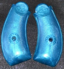 H&R 1906,Hammerless,Police,Bicycle,766 grips small frame sapphire blue+screw