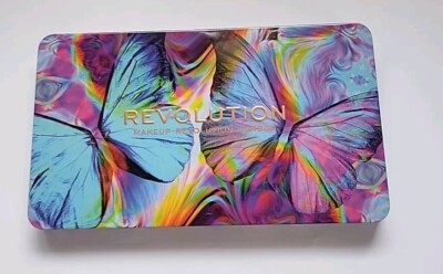 REVOLUTION   FOREVER FLAWLESS DIGI BUTTERFLY EYESHADOW 
