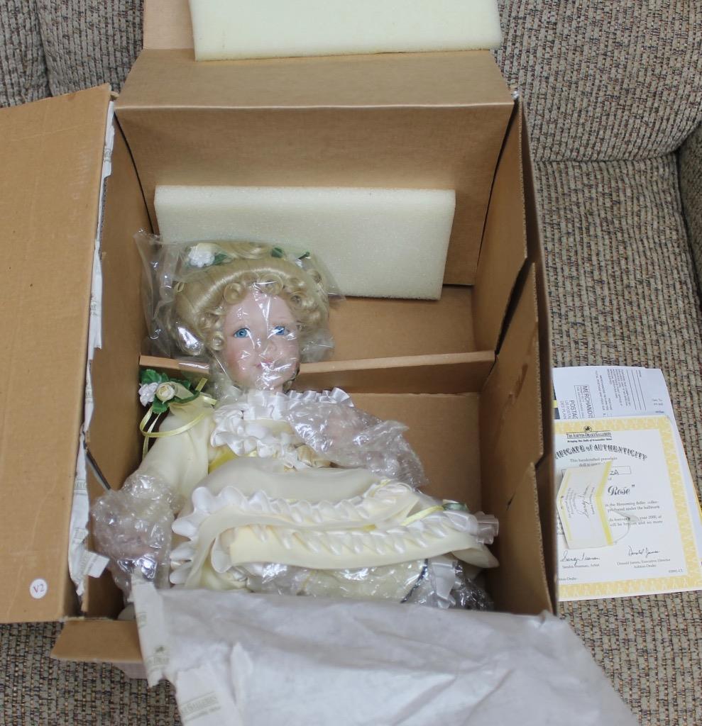 Ashton Drake Doll Yellow Rose First Issue Blossoming Belles