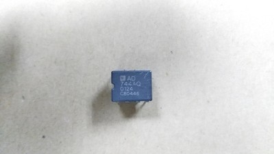 ADI AD744AQ OP Amp Single GP ±18V 13MHz 8-Pin CDIP X 1PC